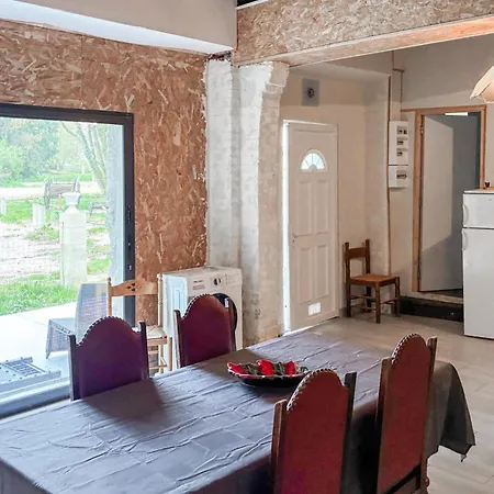 Underbart Hus Med 1 Sovrum I Sainte-geneviève En Br * Sainte-Genevieve-en-Bray
