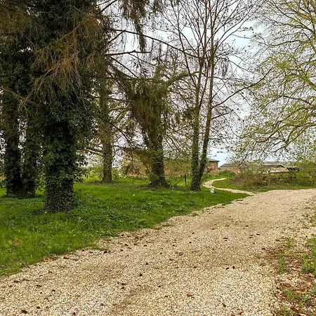 Underbart Hus Med 1 Sovrum I Sainte-geneviève En Br Semesterbostad Sainte-Genevieve-en-Bray